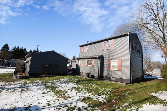 120 Winter Lane, Cortland, OH 44410