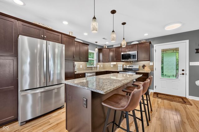 4012 W State Road 135, Trafalgar, IN 46181