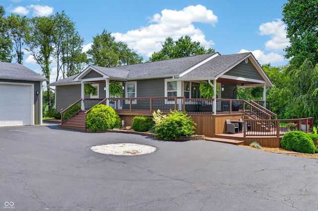 4012 W State Road 135, Trafalgar, IN 46181