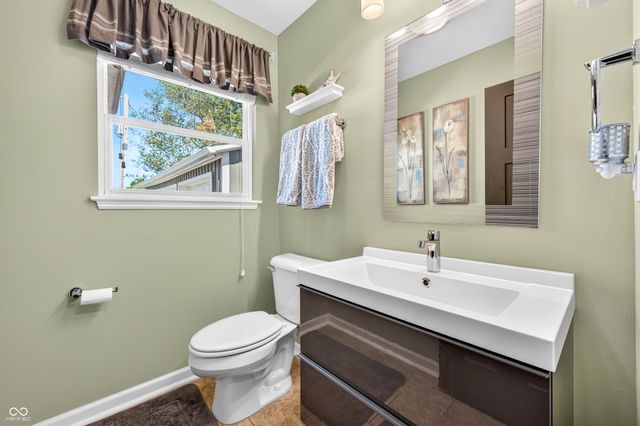 4012 W State Road 135, Trafalgar, IN 46181