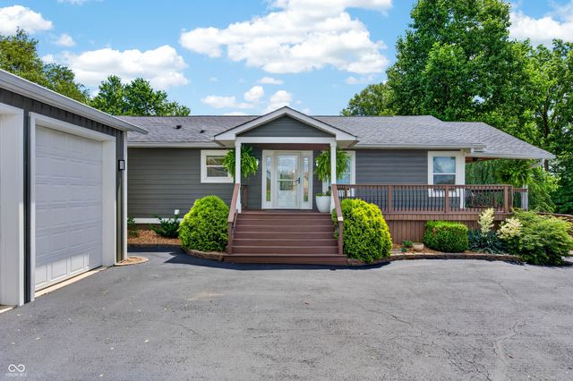4012 W State Road 135, Trafalgar, IN 46181