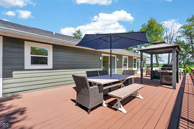 4012 W State Road 135, Trafalgar, IN 46181
