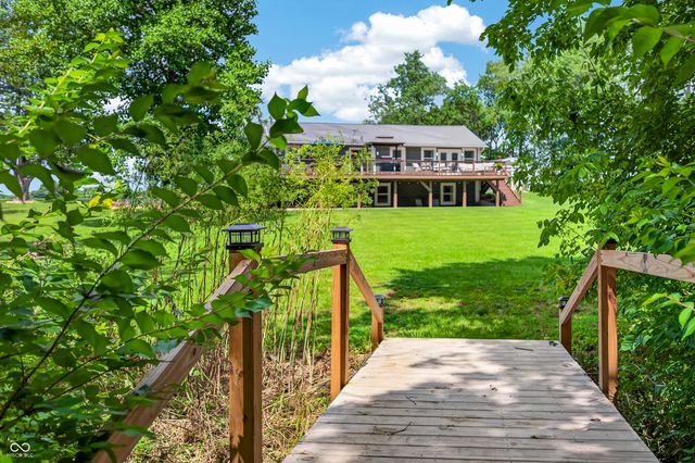 4012 W State Road 135, Trafalgar, IN 46181