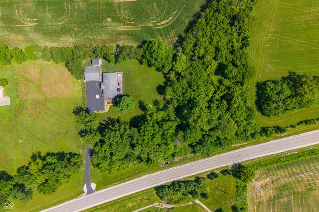 4012 W State Road 135, Trafalgar, IN 46181