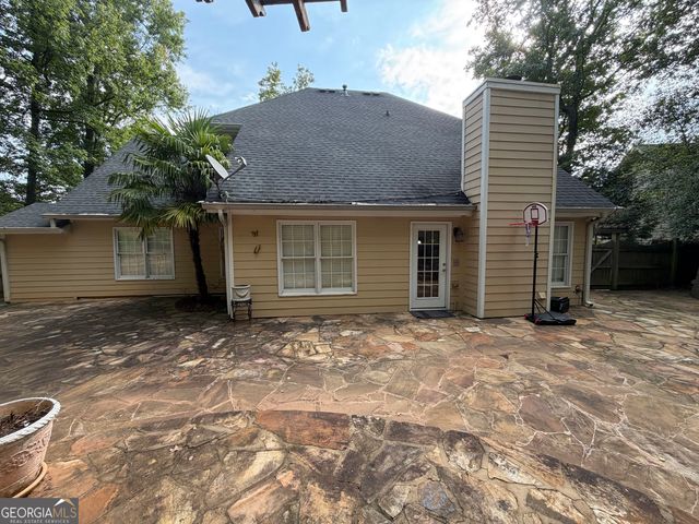 649 LAWTON RIDGE Drive, Lawrenceville, GA 30043
