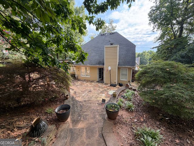 649 LAWTON RIDGE Drive, Lawrenceville, GA 30043