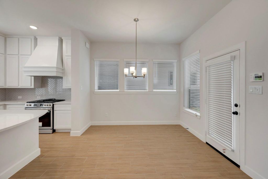 Image 17 of property listing at 3307 Full Bellied Lane, Richmond, TX 77406