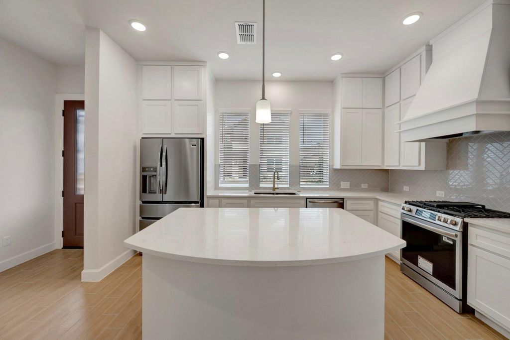 Image 18 of property listing at 3307 Full Bellied Lane, Richmond, TX 77406