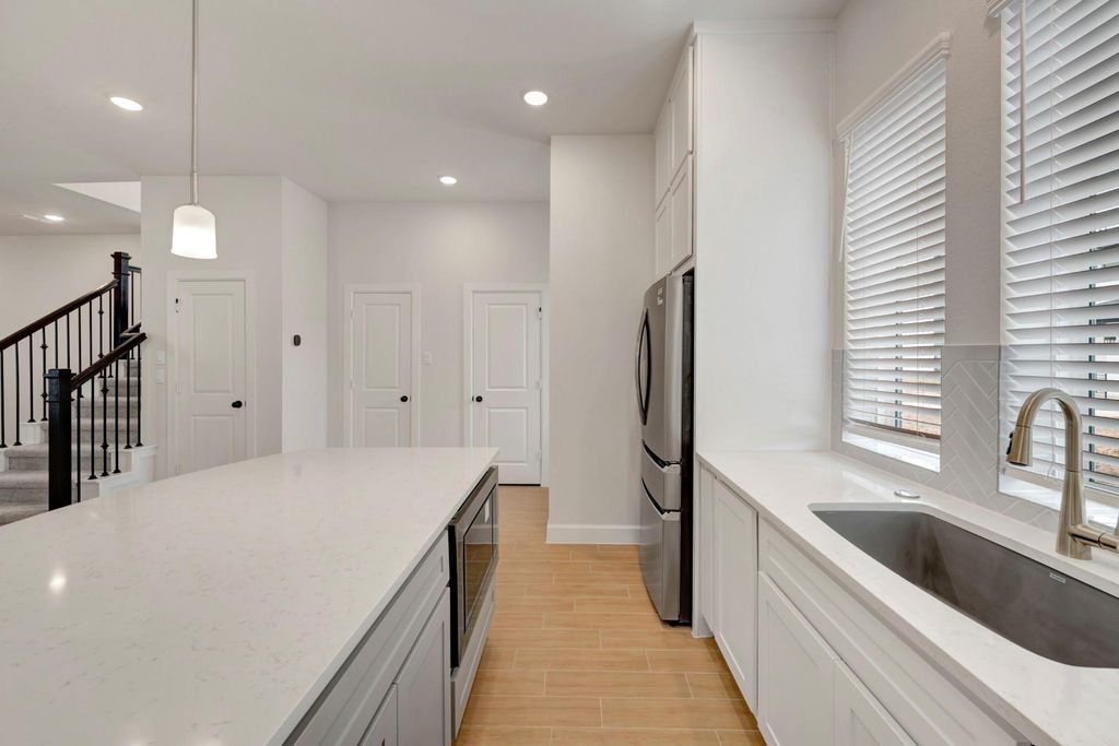 Image 21 of property listing at 3307 Full Bellied Lane, Richmond, TX 77406