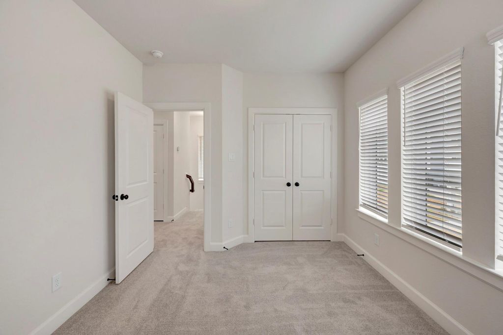 Image 33 of property listing at 3307 Full Bellied Lane, Richmond, TX 77406