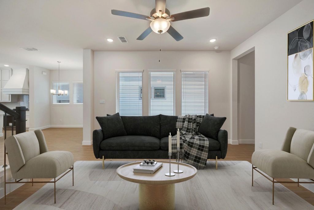 Image 6 of property listing at 3307 Full Bellied Lane, Richmond, TX 77406