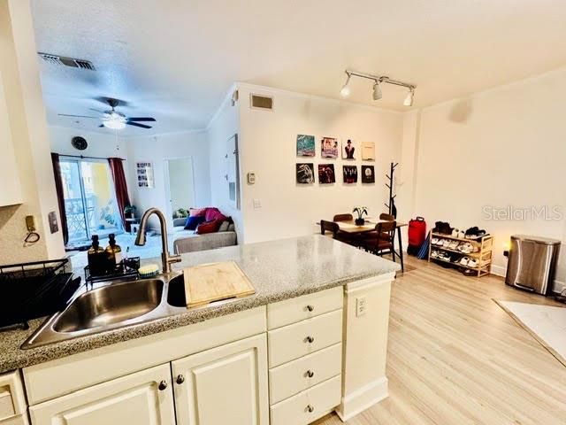 860 N ORANGE AVENUE 328, Orlando, FL 32801