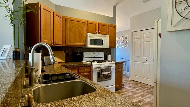 169 Hunters Lane NE 46, Rockford, MI 49341