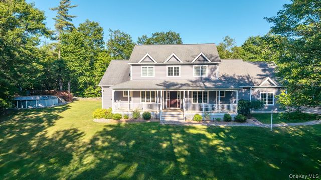 33 Cranberry Lane, Saugerties, NY 12477