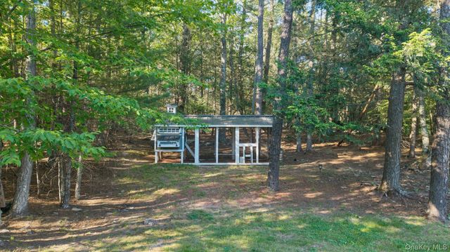 33 Cranberry Lane, Saugerties, NY 12477