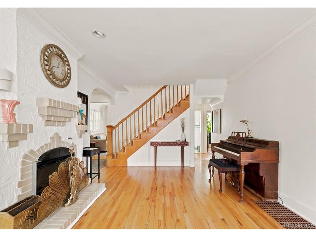 739 Bellaire St, Denver, CO 80220