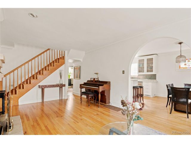 739 Bellaire St, Denver, CO 80220