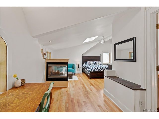739 Bellaire St, Denver, CO 80220