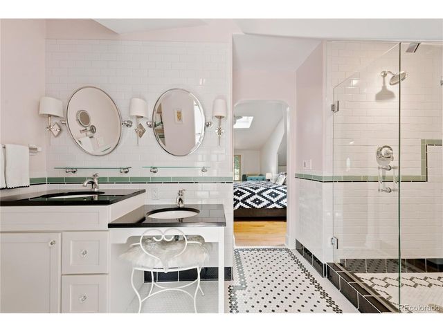 739 Bellaire St, Denver, CO 80220