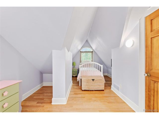 739 Bellaire St, Denver, CO 80220
