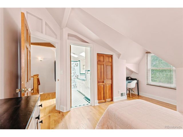 739 Bellaire St, Denver, CO 80220