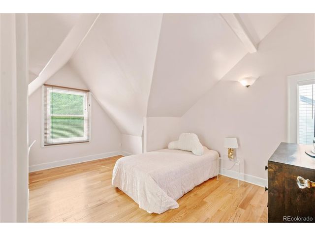 739 Bellaire St, Denver, CO 80220