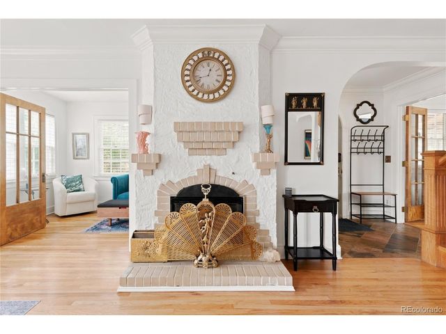 739 Bellaire St, Denver, CO 80220
