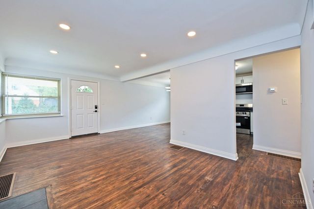 5025 Willnet Drive, Cincinnati, OH 45238