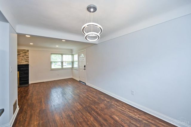 5025 Willnet Drive, Cincinnati, OH 45238