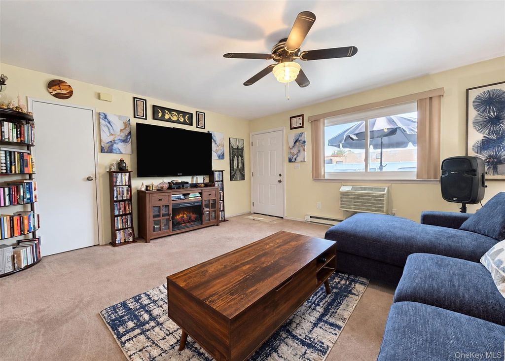 40 W 4th Street 49, Patchogue, NY 11772 — photo 3
