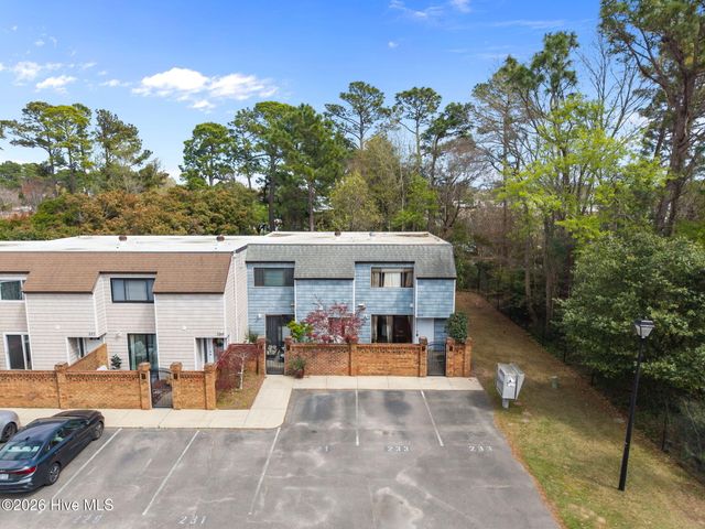 233 Dapple Court Unit 24, Wilmington, NC 28403