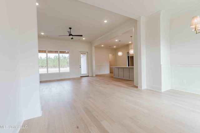 475 Stump Ridge Road, Brandon, MS 39047