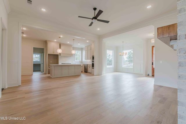 475 Stump Ridge Road, Brandon, MS 39047