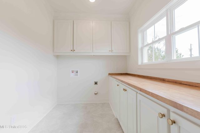 475 Stump Ridge Road, Brandon, MS 39047