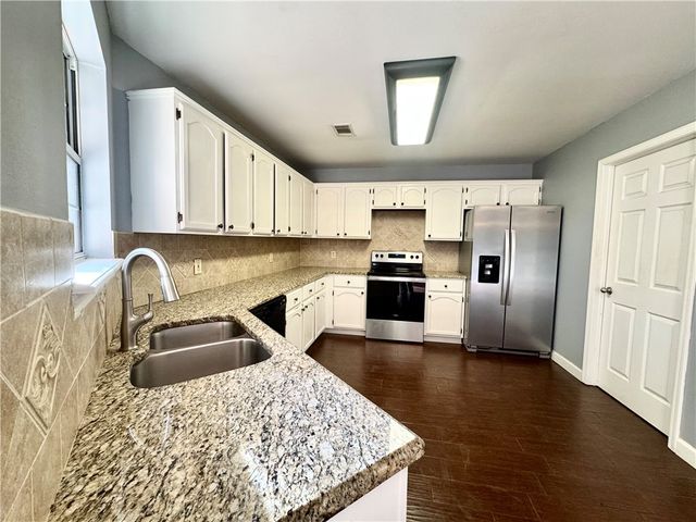 1511 Stewart Lane, Russellville, AR 72802