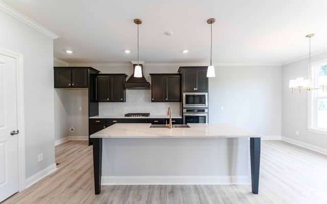 7910 Pine Street, Fairview, TN 37062