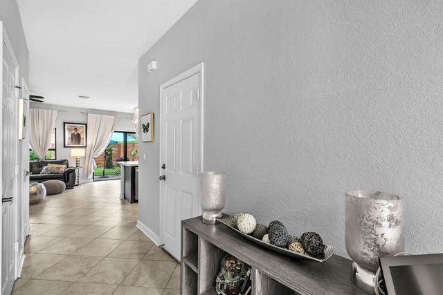 4656 Silver Saw Lane, Lake Worth, FL 33463