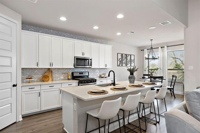 108 Ravello ST, Liberty Hill, TX 78642