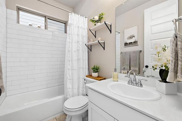 108 Ravello ST, Liberty Hill, TX 78642