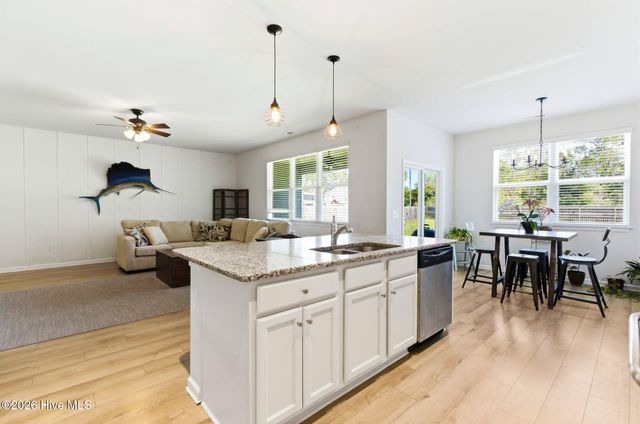 14 Frazer Lane, Hampstead, NC 28443