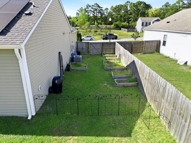 14 Frazer Lane, Hampstead, NC 28443