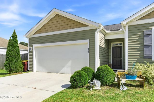 14 Frazer Lane, Hampstead, NC 28443