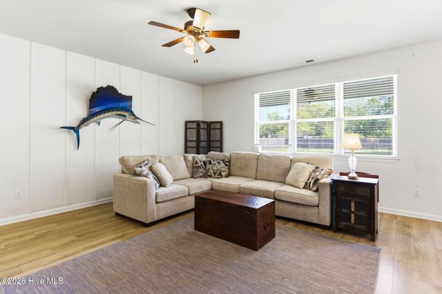 14 Frazer Lane, Hampstead, NC 28443