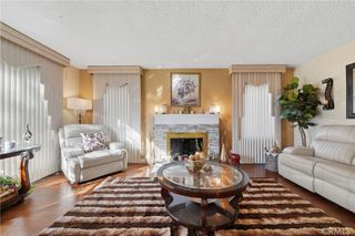 9716 S Van Ness, Los Angeles, CA 90047