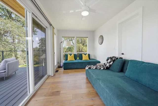 20090 John Born Rd, Penn Valley, CA 95946