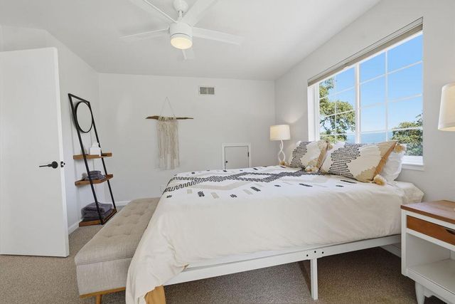 20090 John Born Rd, Penn Valley, CA 95946