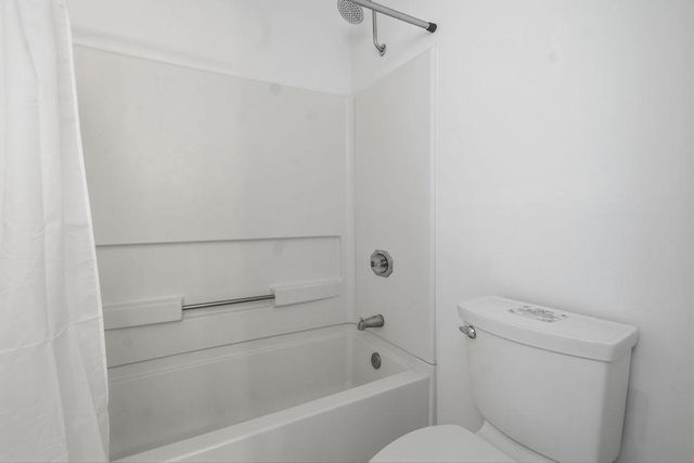 20090 John Born Rd, Penn Valley, CA 95946