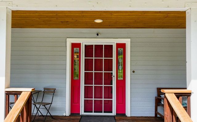 20090 John Born Rd, Penn Valley, CA 95946