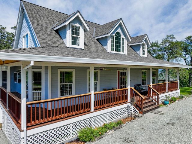 20090 John Born Rd, Penn Valley, CA 95946