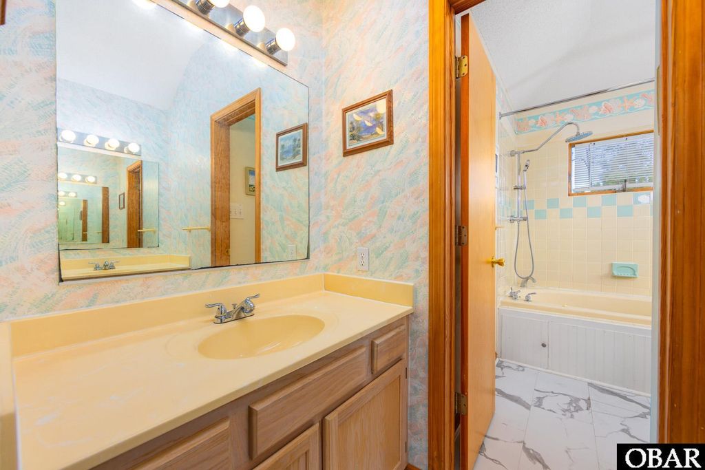 Image 7 of property listing at 1037 Hampton Street Lot 538, Corolla, NC 27927